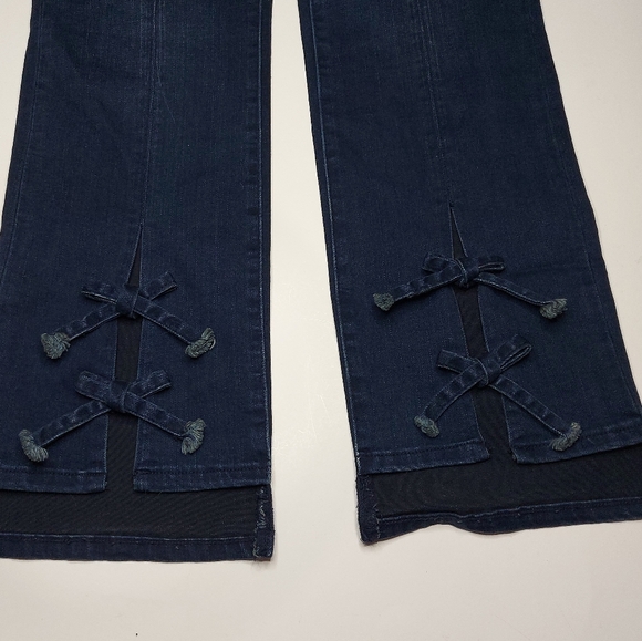 Tractr Front Slit Tie Detail & High Low Hem Jeans - Picture 5 of 16